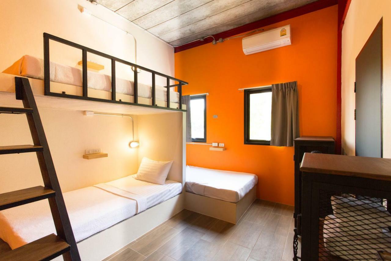 Khunsuek Muaythai Hostel Ao Nang Exteriör bild