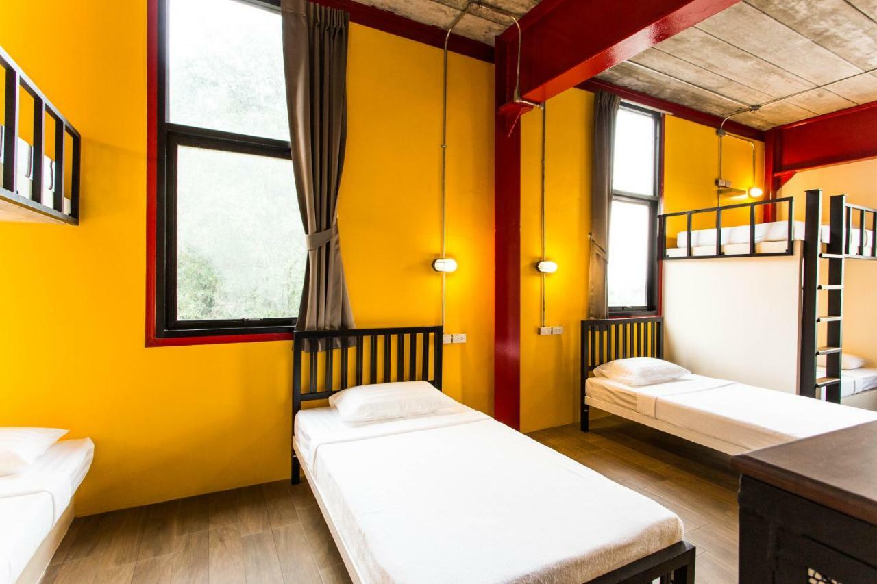 Khunsuek Muaythai Hostel Ao Nang Exteriör bild